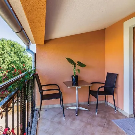Amazing In With Kitchen